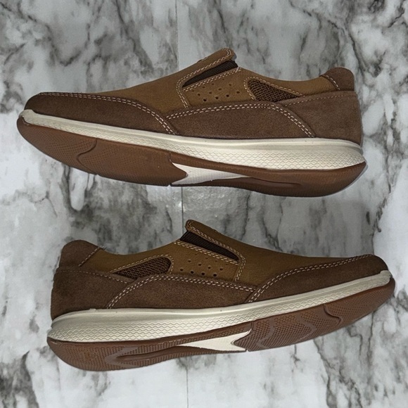 Florsheim Great Lakes Jr. Boys‎ Moc Toe Slip-on Sneakers- Sz 2M - Picture 4 of 8